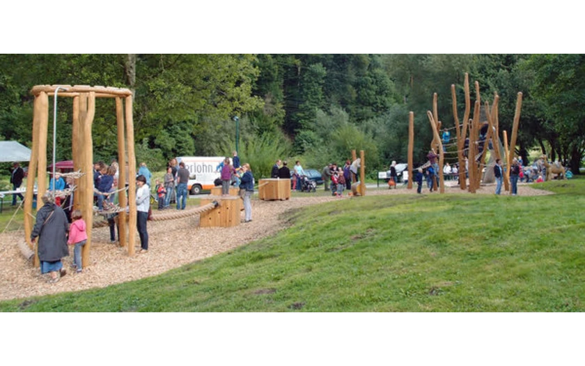 Nadelspielplatz-Historische-Fabrikanlage-Maste-Barendorf-Foto-Stephan Sensen.jpg