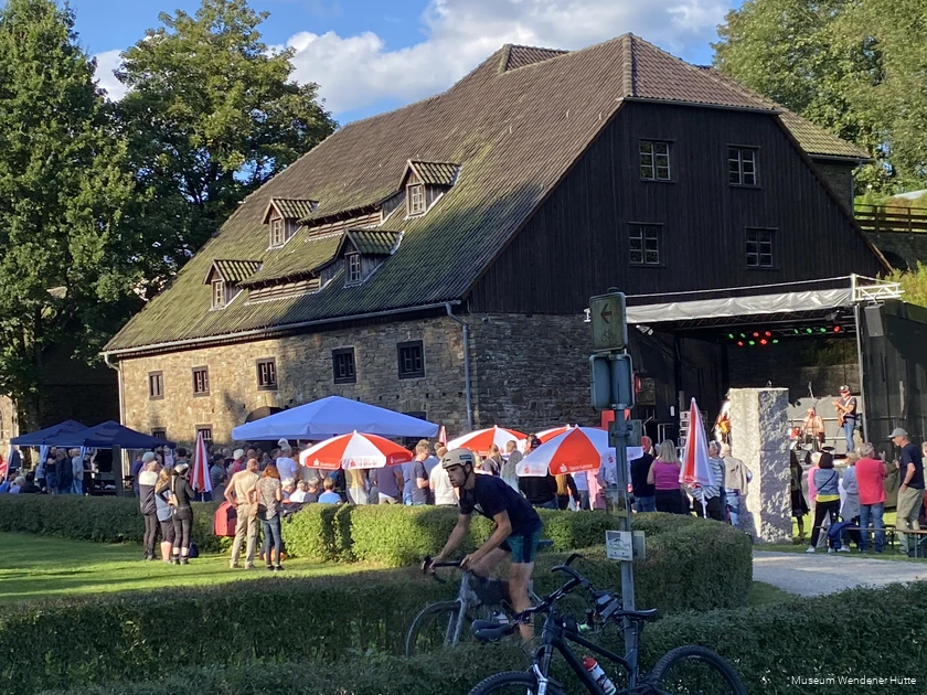 FER_2025_H&uuml;ttenrock_Wendener H&uuml;tte.jpg